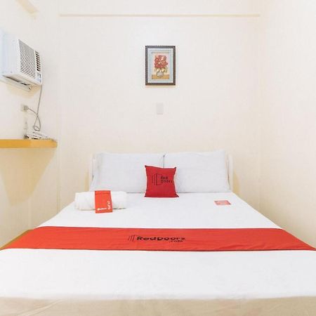 Reddoorz @ Golden Skye Hotel Guagua Экстерьер фото