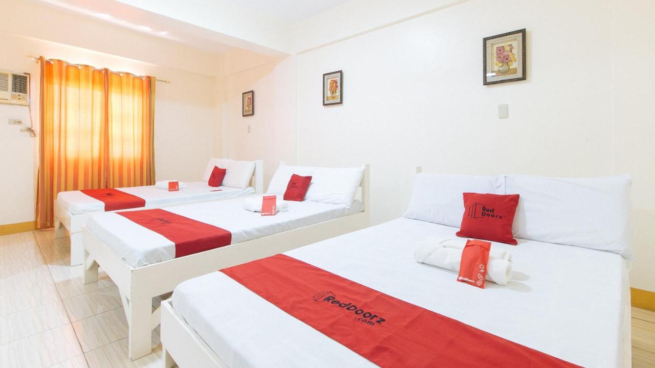 Reddoorz @ Golden Skye Hotel Guagua Экстерьер фото