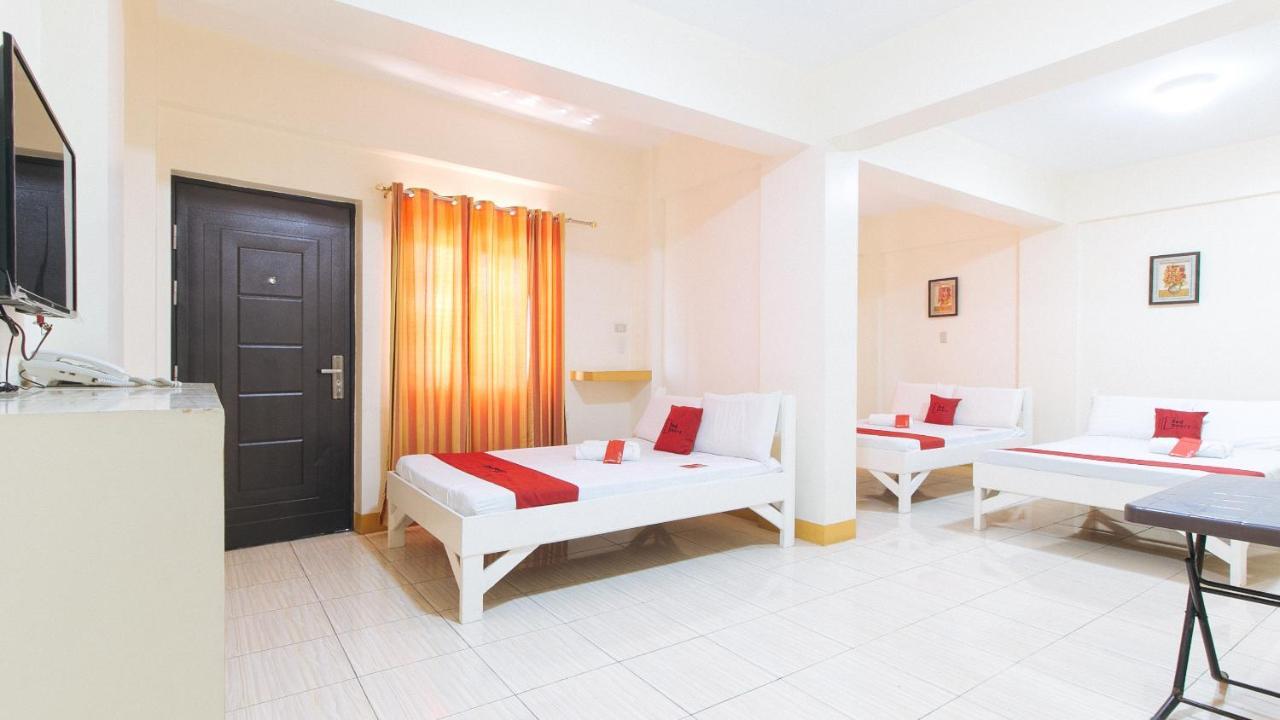 Reddoorz @ Golden Skye Hotel Guagua Экстерьер фото