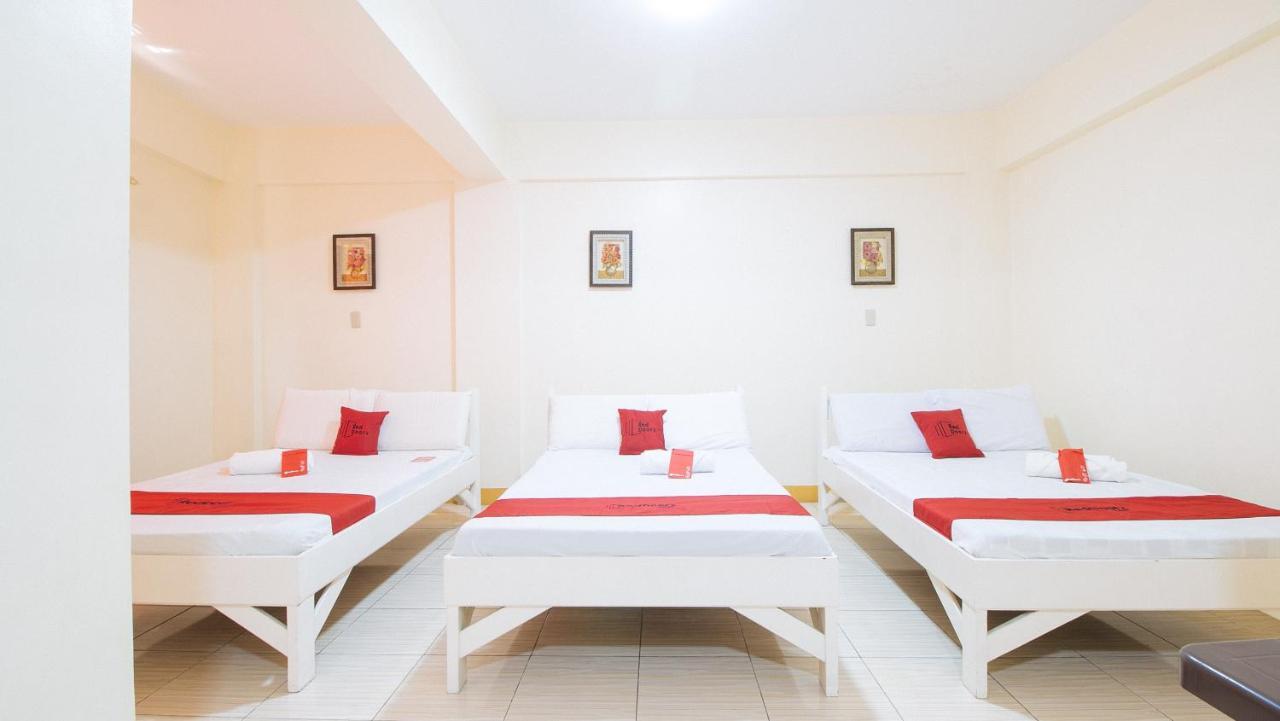 Reddoorz @ Golden Skye Hotel Guagua Экстерьер фото