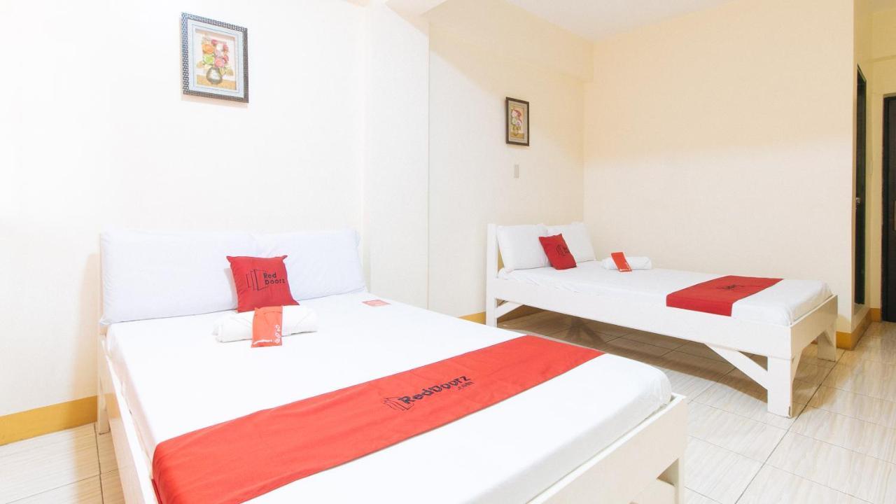 Reddoorz @ Golden Skye Hotel Guagua Экстерьер фото