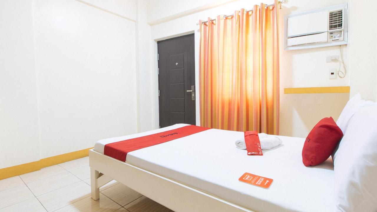 Reddoorz @ Golden Skye Hotel Guagua Экстерьер фото